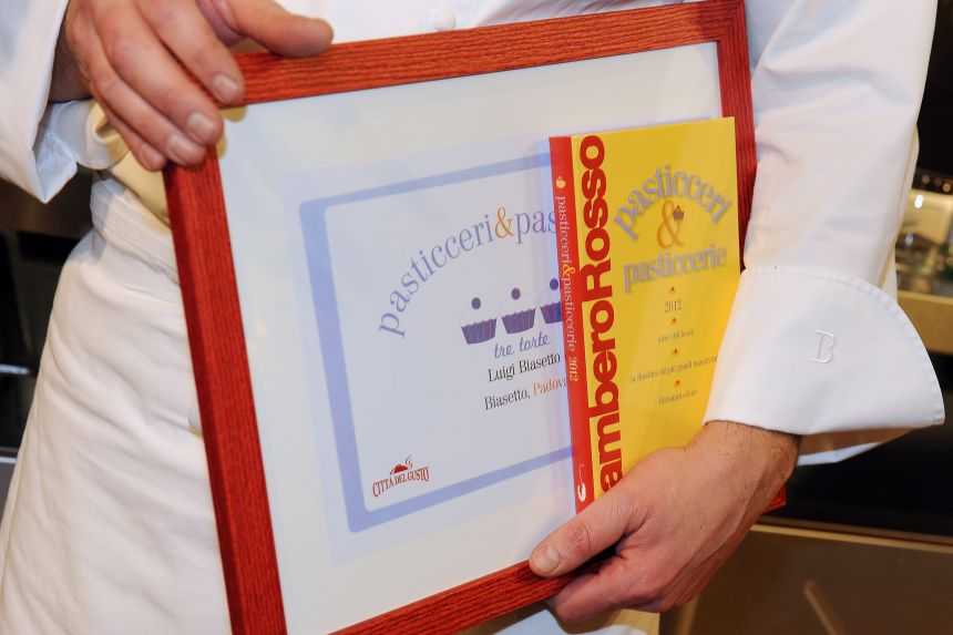 Guida Pasticceri&Pasticcerie 2012 photogallery 